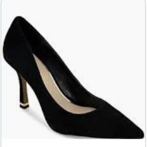 Black Suede Kenneth Cole Romi pump SZ 6.5